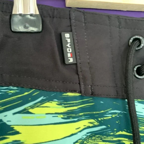 SPYDER Swim Wear For Men in XL - Picture 5 of 9